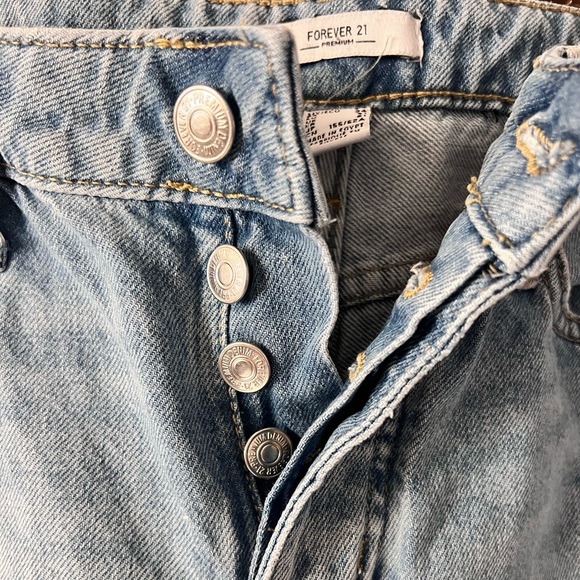 Forever 21 Distressed Boyfriend Jeans - Size 24 - Picture 5 of 11